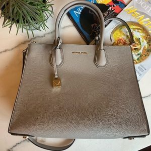 NEW Mercer Leather AccordionCrossbody Michael Kors
